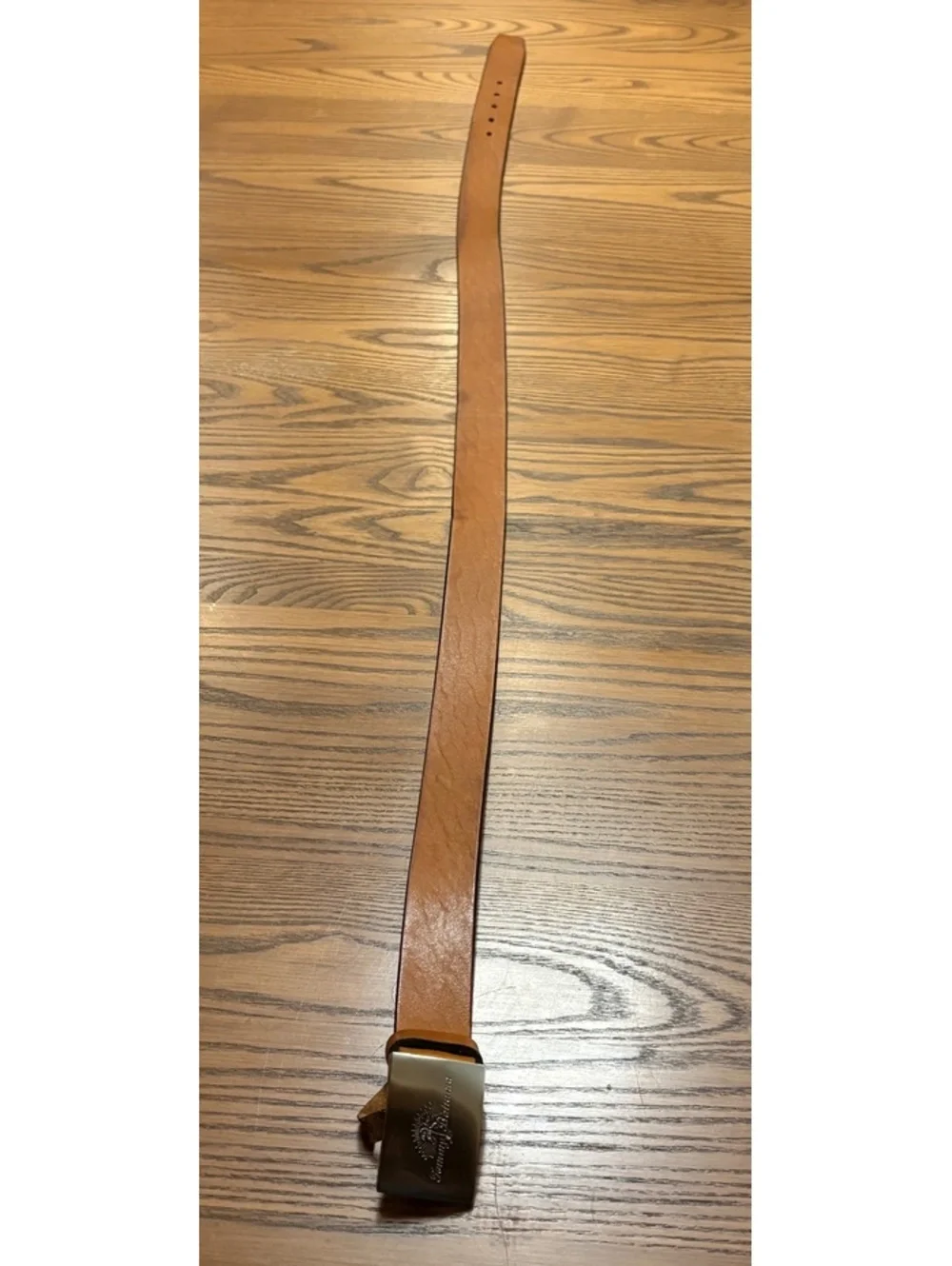 Tommy Bahama Men’s Tan Leather Belt – Brushed Silver Logo Buckle – Size 36